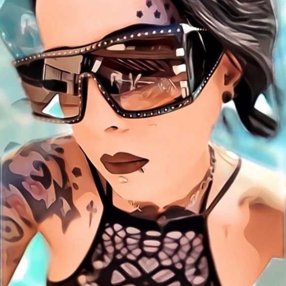 Dark Heaven Accessories - Awesome sunglasses black frame with silver studs